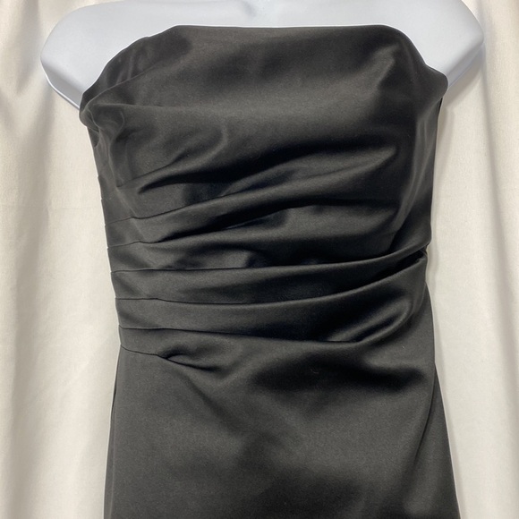 Night Way collection black satin strapless gown with ruched bodice size 10 - Picture 2 of 3